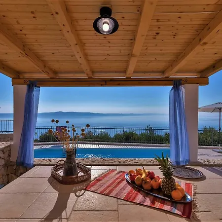 Siesta * Podgora (Split-Dalmatia)