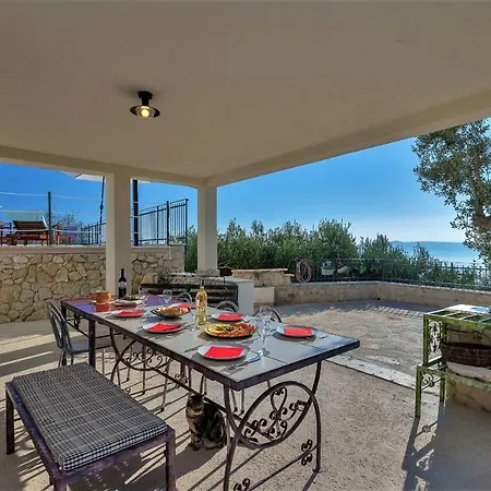 Siesta Podgora (Split-Dalmatia)